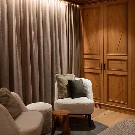 The Falcon Chalet *